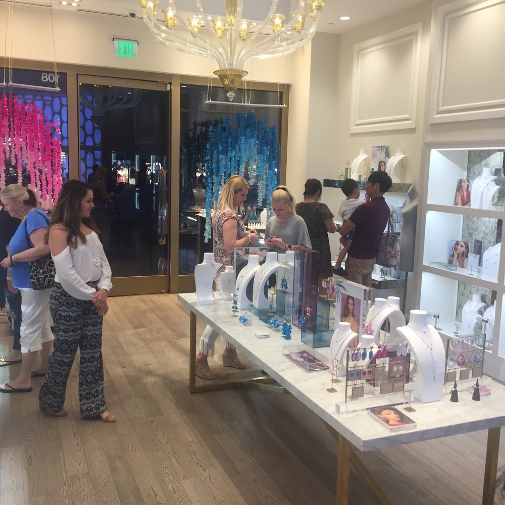 Kendra Scott - Place is busy! - Accessories Near Me - Austin, Texas