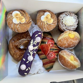 Supermoon Bakehouse - Bakeries Near Me - New York, New York
