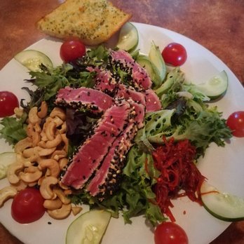 Craftsman Chop Company - Seared ahi tuna salad - New American Near Me - Portage, Michigan