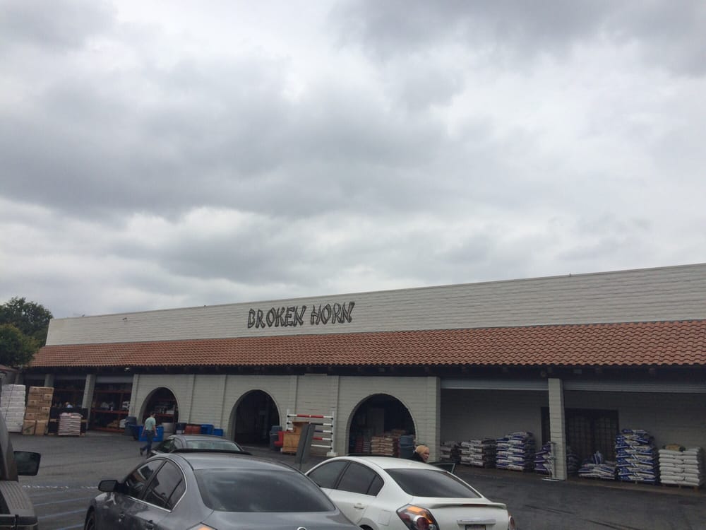 broken horn western store