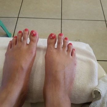 Leann's Nails - I got hot pink with a flower design. - Nail Salons Near Me - Alameda, California Leann's Nails - I got hot pink with a flower design. - Nail Salons Near Me - Alameda, California