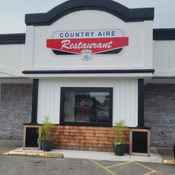 Country-Aire Restaurant - Outside of the restaurant