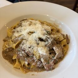 Mediterraneo - Mushroom pasta.