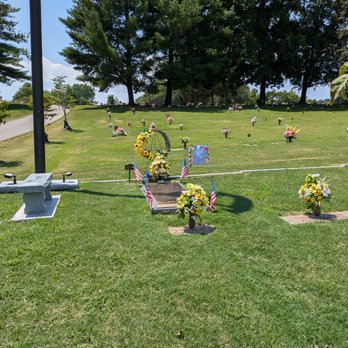 Sellars Funeral Home - Mount Juliet Memorial Gardens - Funeral Services & Cemeteries Near Me - Mount Juliet, Tennessee Sellars Funeral Home - Mount Juliet Memorial Gardens - Funeral Services & Cemeteries Near Me - Mount Juliet, Tennessee