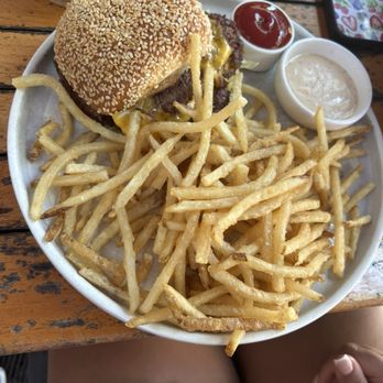 Two Hands - Two Hander Burger - Cocktail Bars Near Me - Austin, Texas