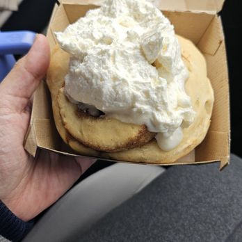 Cinnaholic - Old skool cinnamon roll - Bakeries Near Me - Dunwoody, Georgia