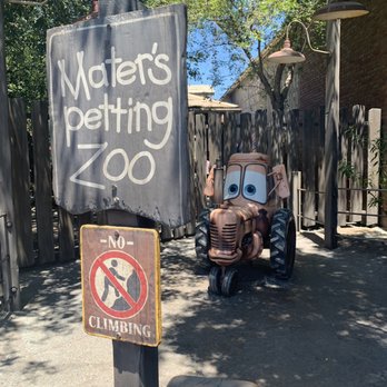 Mater's Junkyard Jamboree - Photo op - Amusement Parks Near Me - Anaheim, California