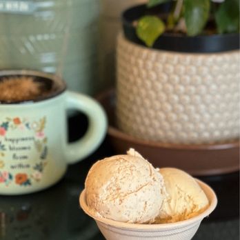 J Squared Ice Cream - Ice Cream & Frozen Yogurt Near Me - Richmond, British Columbia
