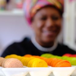 Sweets By Belen Dessert Boutique - Belen y macarons