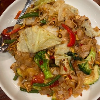 Surina Thai - Drunken Noodles - Thai Near Me - Chamblee, Georgia Surina Thai - Drunken Noodles - Thai Near Me - Chamblee, Georgia