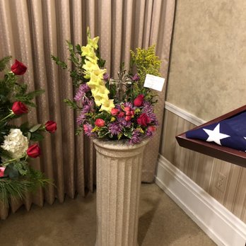 Bresciano's Florist - Tiny wilted arrangement $80 - Florists Near Me - Bridgeton, New Jersey