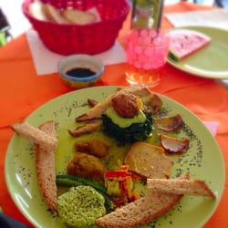 Arcobaleno Vegetariano - Ah.. Anche verdura cotta (non ricordo se spinaci o bietole)