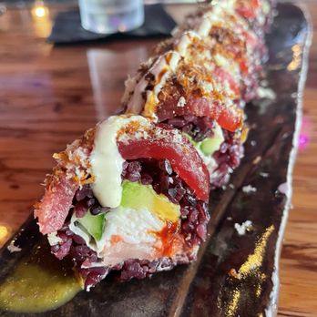 Ten Sushi Cocktail Bar - FORBIDDEN ROLL (TikTok: @justandyvu) - Asian Fusion Near Me - Irvine, California Ten Sushi Cocktail Bar - FORBIDDEN ROLL (TikTok: @justandyvu) - Asian Fusion Near Me - Irvine, California