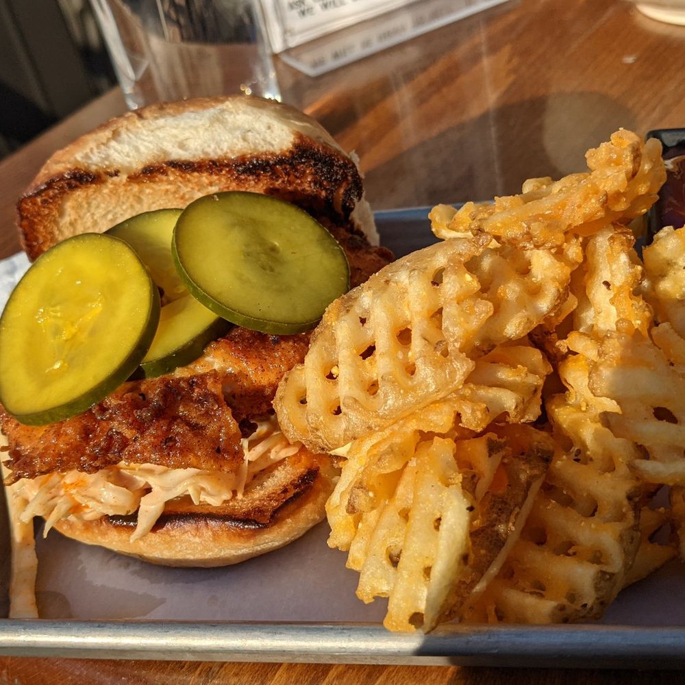 Top 10 Best Restaurants in Lawrence, KS Last Updated September 2021