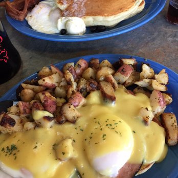 Biscuits Cafe - Breakfast & Brunch Near Me - Happy Valley, Oregon Biscuits Cafe - Breakfast & Brunch Near Me - Happy Valley, Oregon