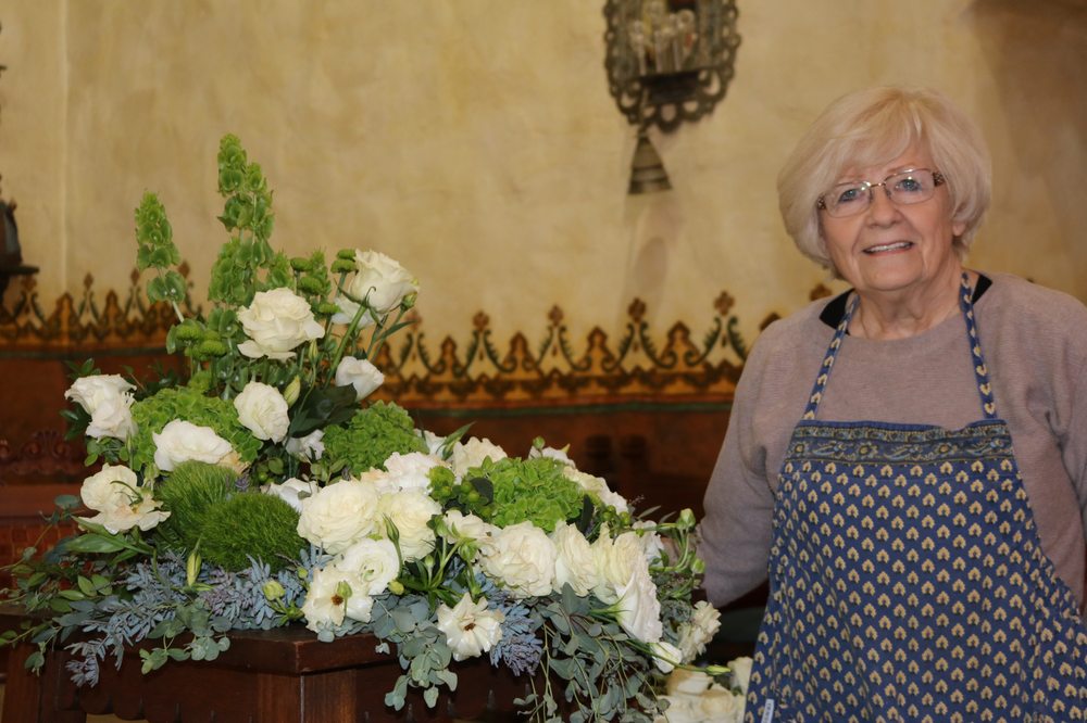 RILEY’S FLOWERS Updated August 2024 102 Photos & 142 Reviews 1106