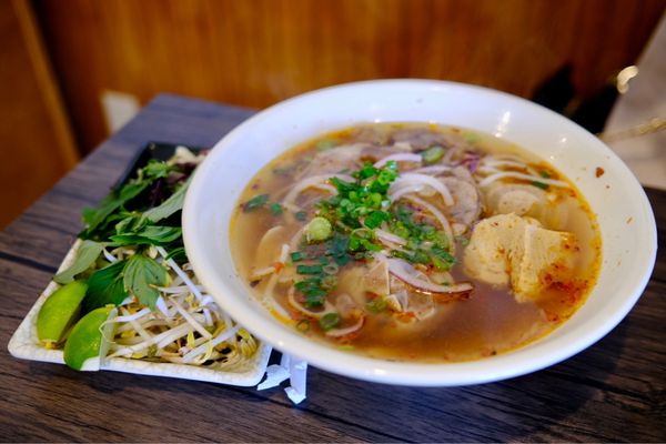 Bếp Nhà (Viet Kitchen) by null