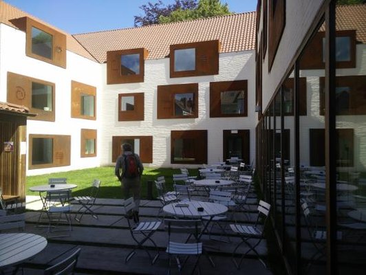 Snuffel Hostel by null