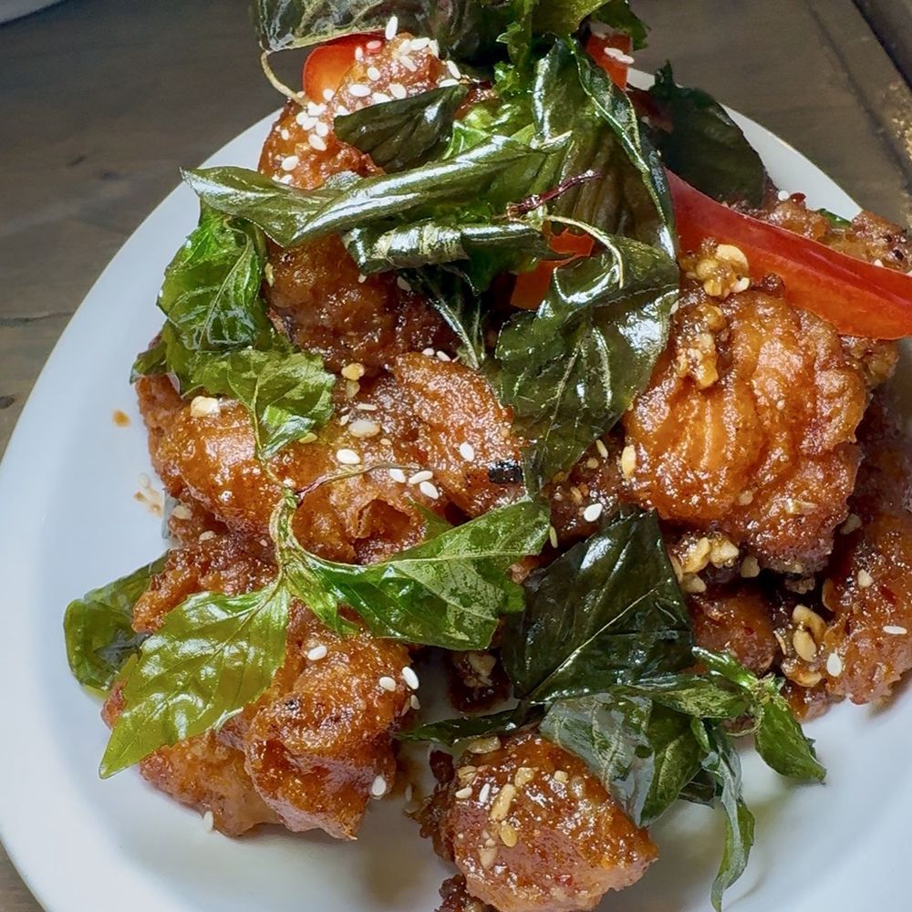Ban Hua Sai - Crispy Garlic Chicken - Thai Near Me - Seattle, Washington Ban Hua Sai - Crispy Garlic Chicken - Thai Near Me - Seattle, Washington