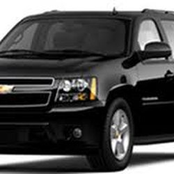 Town Car Limousine - LImo towncar service SUV Ontario