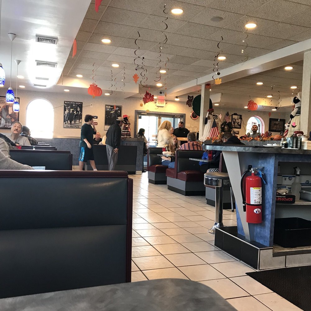 Piston Diner - Cute inside - Diners Near Me - Westville, New Jersey Piston Diner - Cute inside - Diners Near Me - Westville, New Jersey