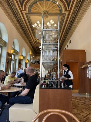 Café Savoy by null