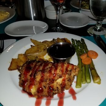 Fireside Theatre - The chicken entree - Performing Arts Near Me - Fort Atkinson, Wisconsin Fireside Theatre - The chicken entree - Performing Arts Near Me - Fort Atkinson, Wisconsin