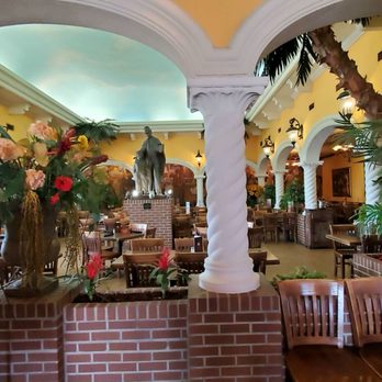 Abuelo's Mexican Restaurant - Entrance view - Mexican Near Me - Kissimmee, Florida Abuelo's Mexican Restaurant - Entrance view - Mexican Near Me - Kissimmee, Florida