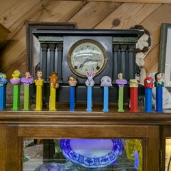 Vintage Sisters Antiques - Pez!