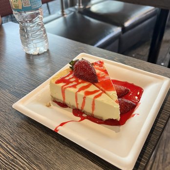 iCafe de Paris - Strawberry Cheesecake - Creperies Near Me - Orlando, Florida iCafe de Paris - Strawberry Cheesecake - Creperies Near Me - Orlando, Florida