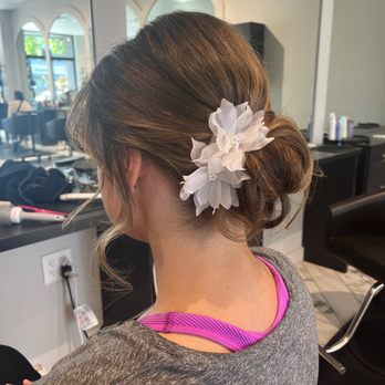 Melissa Does Hair - Updo with hair accessory - Hair Stylists Near Me - Brentwood, California Melissa Does Hair - Updo with hair accessory - Hair Stylists Near Me - Brentwood, California