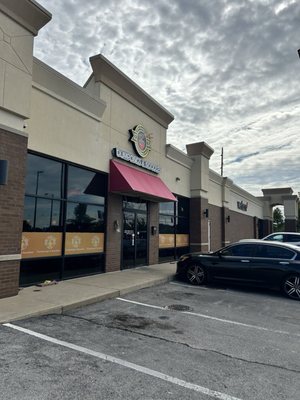 White Tiger Indian Restaurant & Bar by null