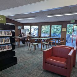 San Mateo Public Library - Hillsdale Branch Library