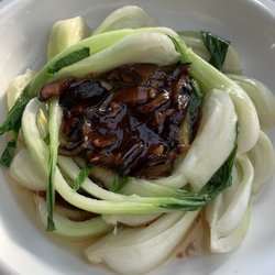 Demi Lune - Bok choy with mushrooms