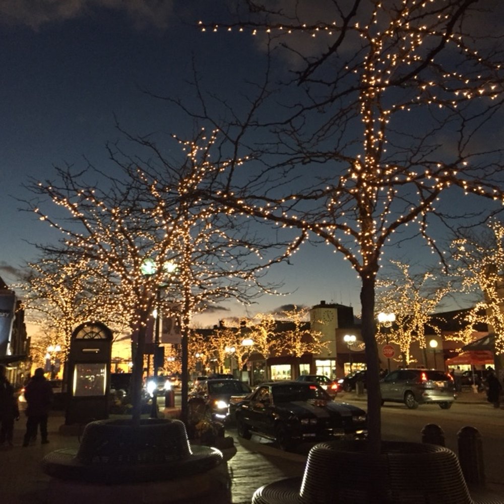 Port Clinton Square - Holiday Lights - Shopping Centers Near Me - Highland Park, Illinois Port Clinton Square - Holiday Lights - Shopping Centers Near Me - Highland Park, Illinois