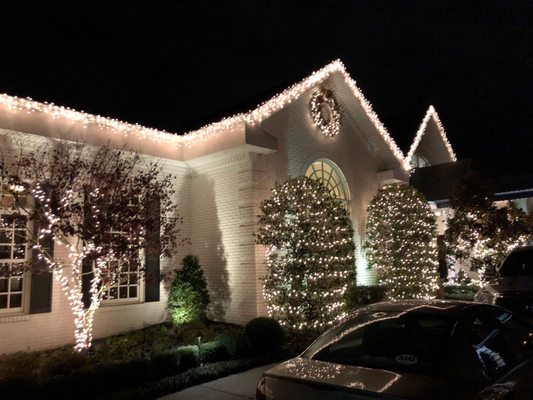 Signature Club of Lansdowne by null