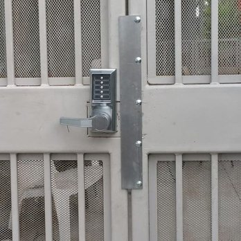 J&M Locksmith - Key Copy / Key Copy Duplicate / Key Duplication / Key Duplication Service / Key Fob Programming / Keys & Locksmiths / Keys Made - Keys & Locksmiths Near Me - Atlanta, Georgia J&M Locksmith - Key Copy / Key Copy Duplicate / Key Duplication / Key Duplication Service / Key Fob Programming / Keys & Locksmiths / Keys Made - Keys & Locksmiths Near Me - Atlanta, Georgia