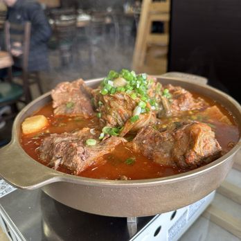 Laon Korean Restaurant - Gamja Tang Hot Pot ($33.95) - Korean Near Me - Whitchurch-Stouffville, Ontario Laon Korean Restaurant - Gamja Tang Hot Pot ($33.95) - Korean Near Me - Whitchurch-Stouffville, Ontario