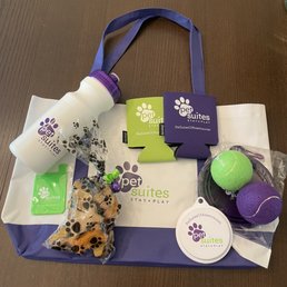 Goodie bag! Lots of nice items! Goodie bag! Lots of nice items!