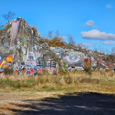 Quincy Quarries Reservation by null