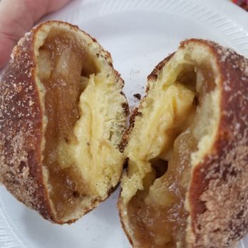 Liliha Bakery - Apple malasada - Bakeries Near Me - Honolulu, Hawaii