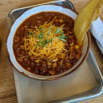 Avenue American Bistro - Chili - Sports Bars Near Me - Wayne, Michigan