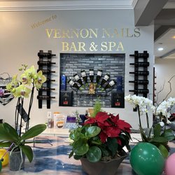 Vernon Nails Bar And Spa - Bar/Drink area