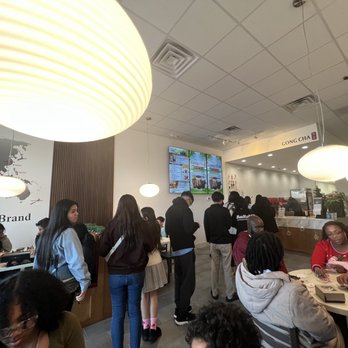 Gong Cha - Day after Christmas. Line was long. Only three workers on site. - Bubble Tea Near Me - Jacksonville, Florida Gong Cha - Day after Christmas. Line was long. Only three workers on site. - Bubble Tea Near Me - Jacksonville, Florida