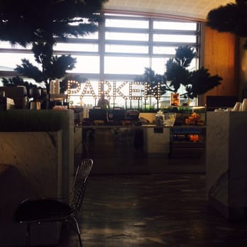 Parken - In the end of nathional departure hall - Cafes Near Me - Ullensaker, 02