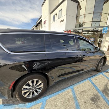Avis Rent a Car - Chrysler Pacifica - Car Rental Near Me - Walnut, California Avis Rent a Car - Chrysler Pacifica - Car Rental Near Me - Walnut, California