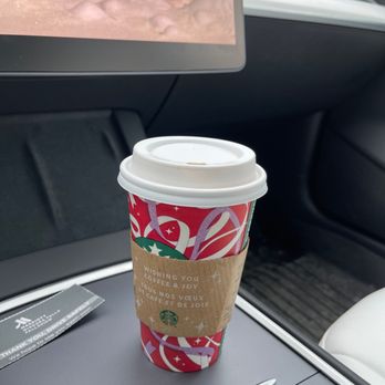 Starbucks - Always a perfect Latte - Coffee & Tea Near Me - Toronto, Ontario