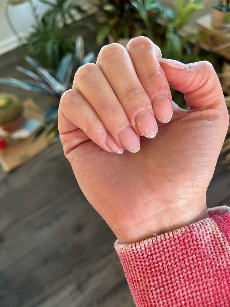 HUGHES ROAD SALON STUDIO Updated October 2024 525 Hughes Rd