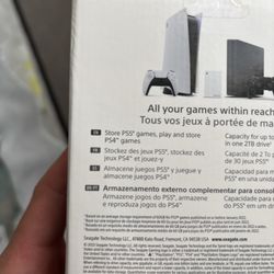 GameStop - Back of Box ( "Play Ps5 games and play and store PS4 games" )