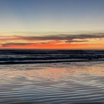 Land's End at Cannon Beach - Sunset just steps away from the hotel - Hotels Near Me - Cannon Beach, Oregon Land's End at Cannon Beach - Sunset just steps away from the hotel - Hotels Near Me - Cannon Beach, Oregon